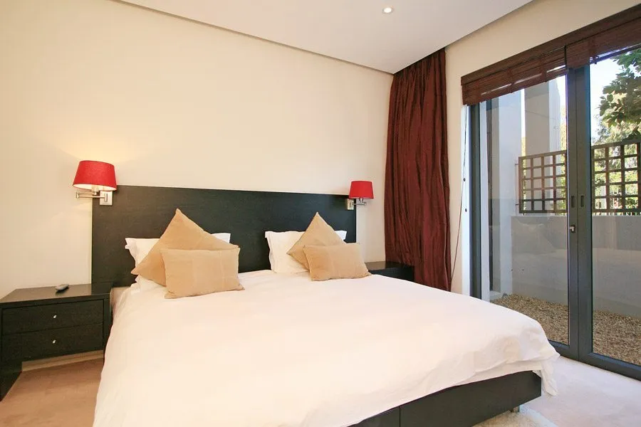 property_[object Object]_4