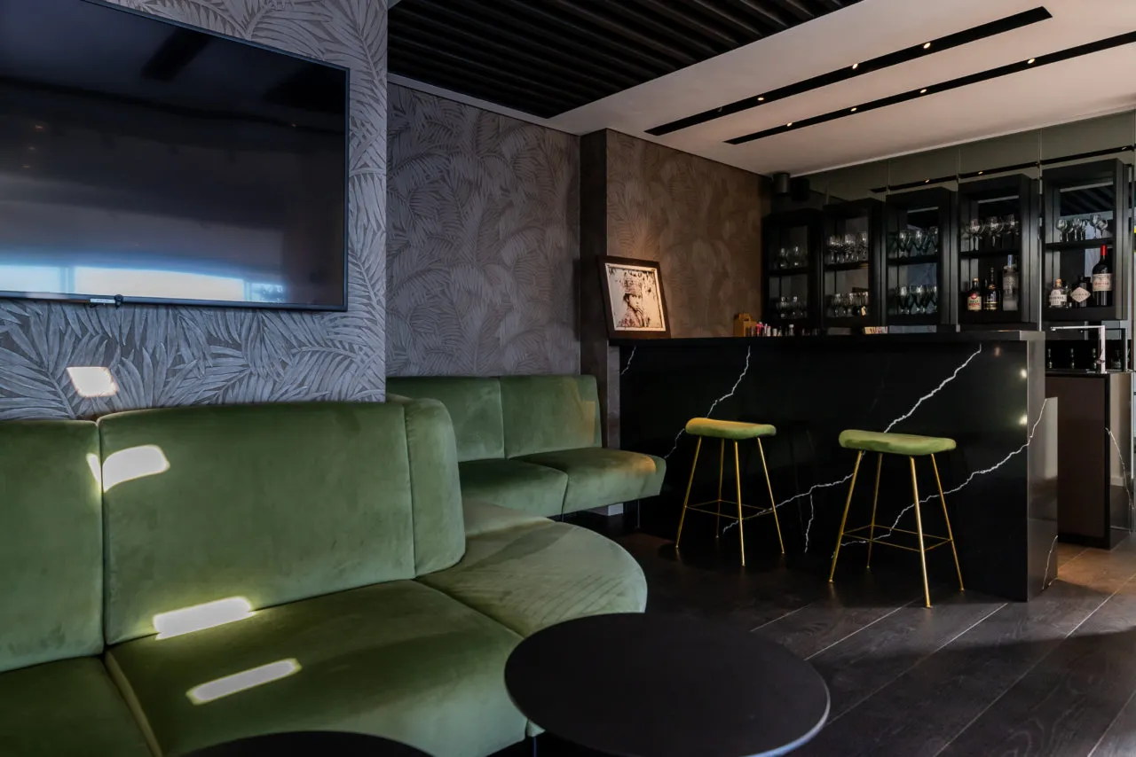 property_[object Object]_19