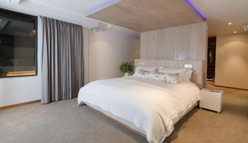 property_[object Object]_4