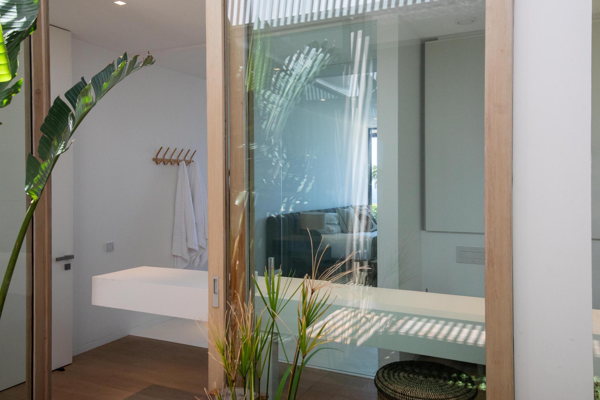 property_[object Object]_16