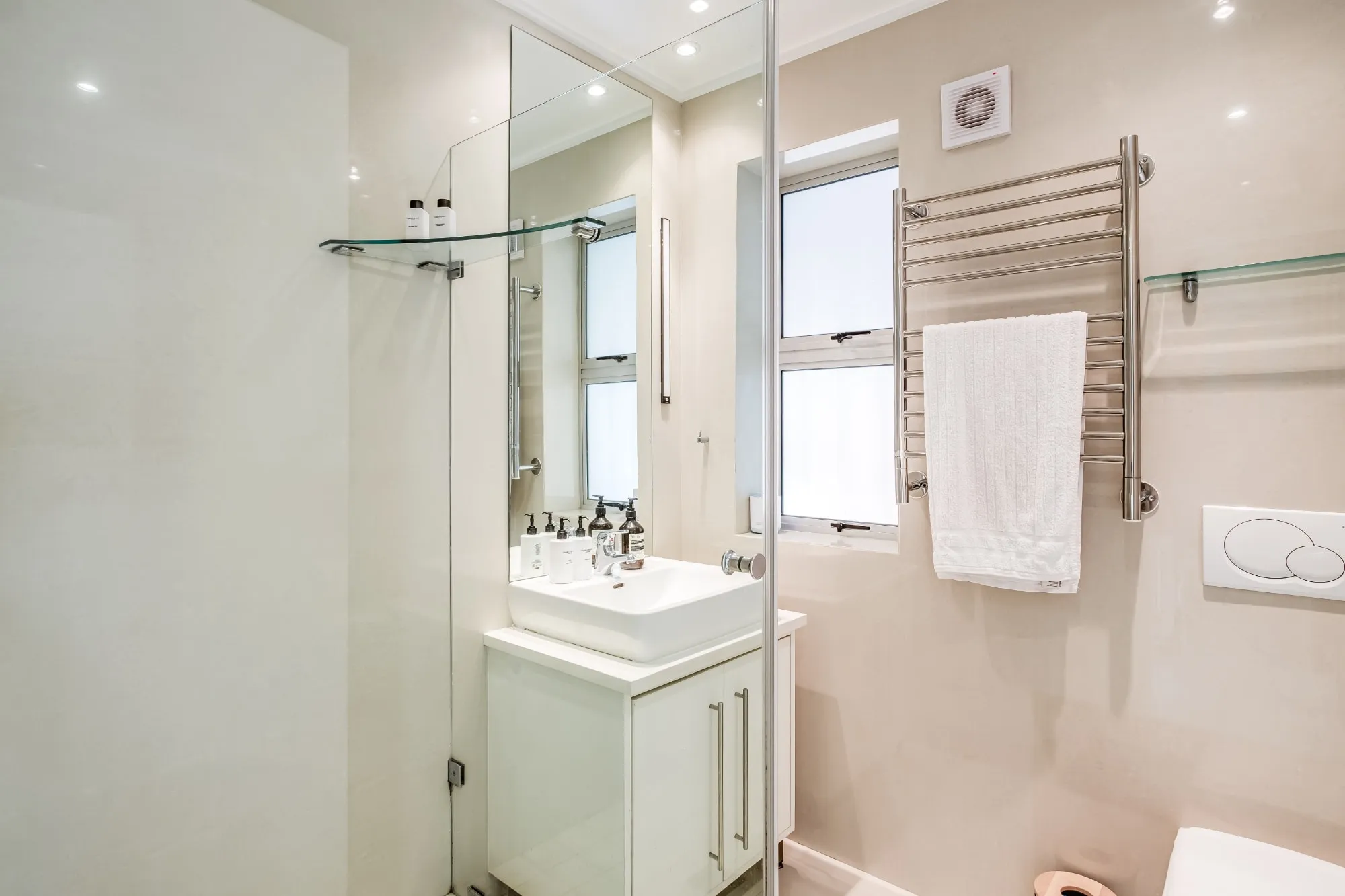 property_[object Object]_12