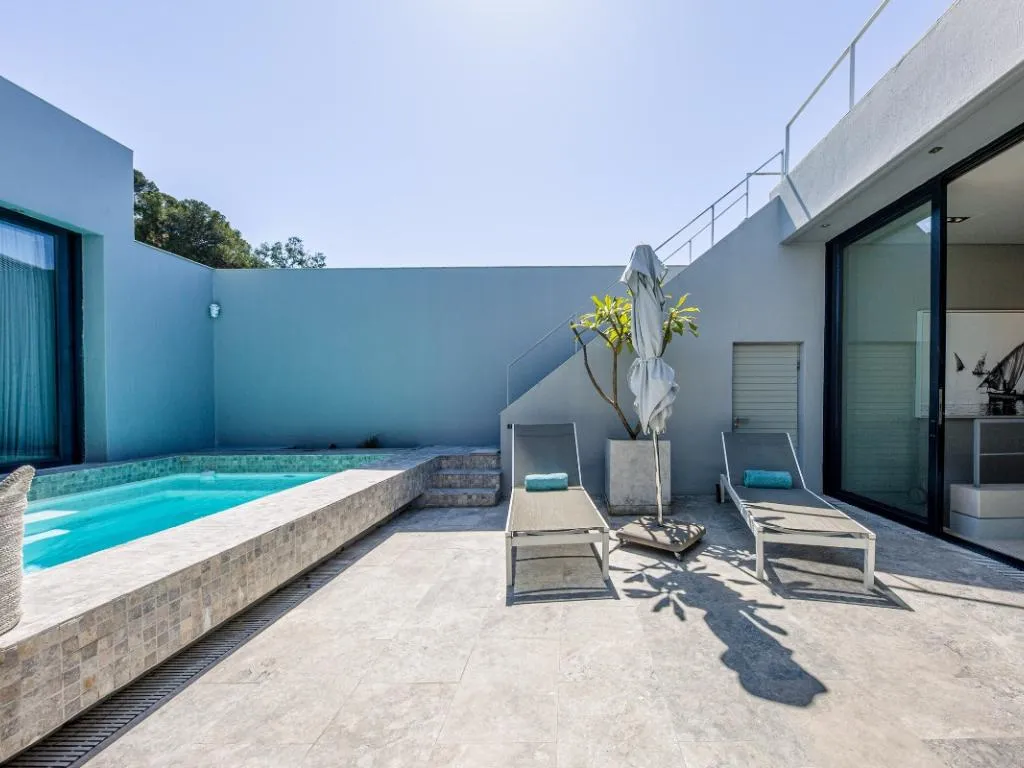 property_[object Object]_13