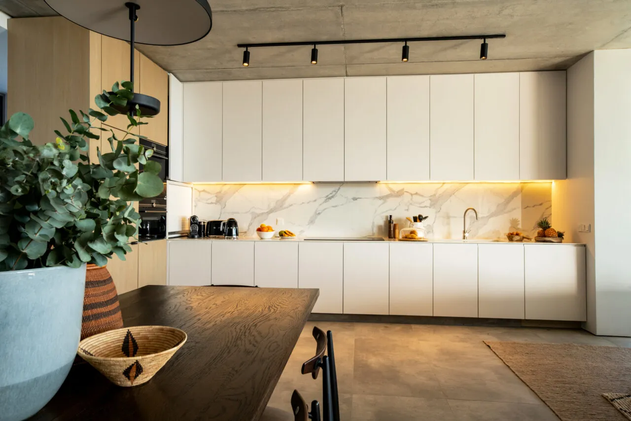 property_[object Object]_9