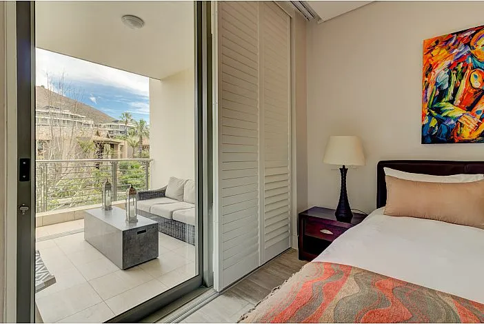 property_[object Object]_4