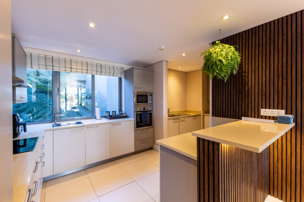 property_[object Object]_7