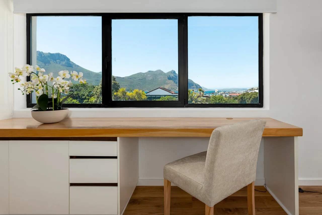 property_[object Object]_12