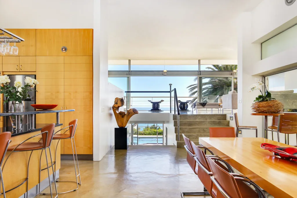 property_[object Object]_10