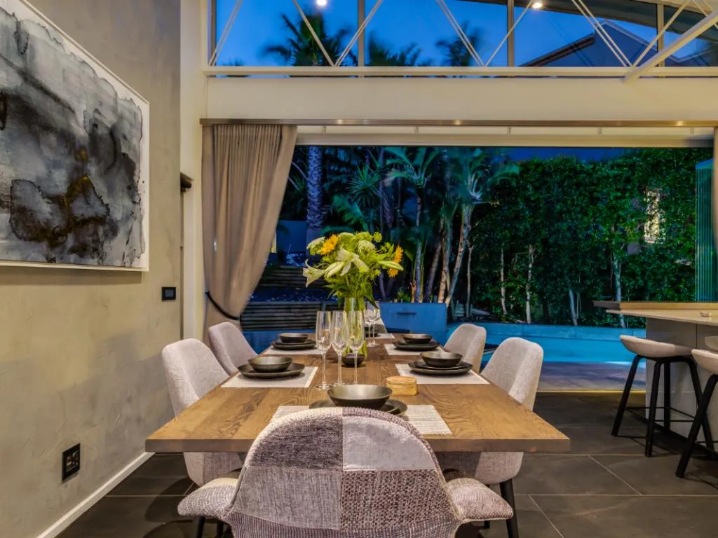 property_[object Object]_10