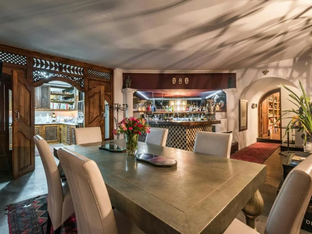 property_[object Object]_9