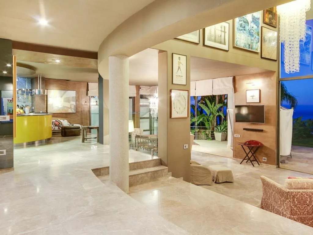 property_[object Object]_8