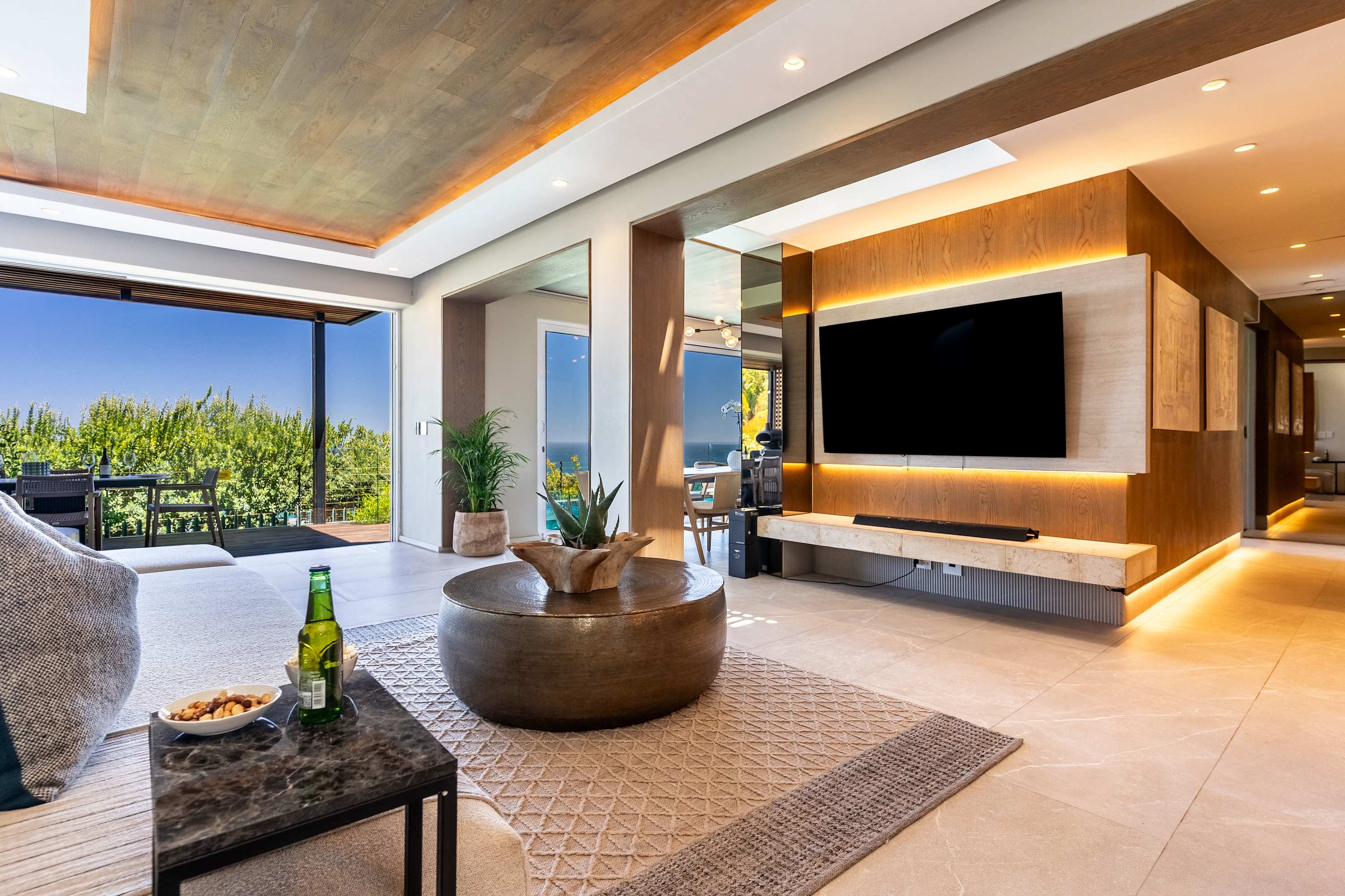 property_[object Object]_9