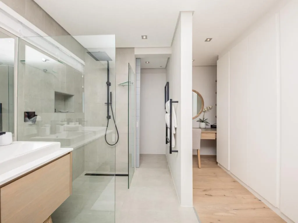 property_[object Object]_12