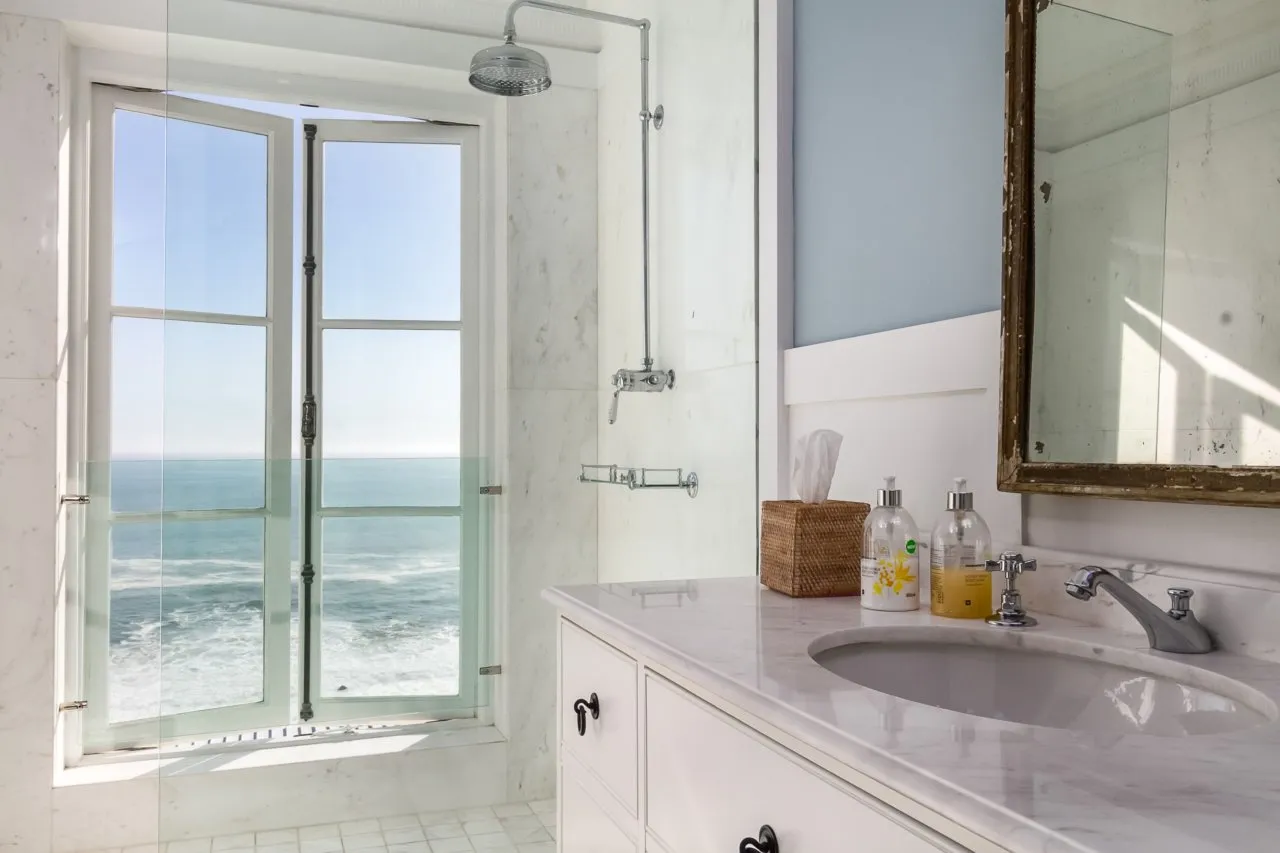 property_[object Object]_16