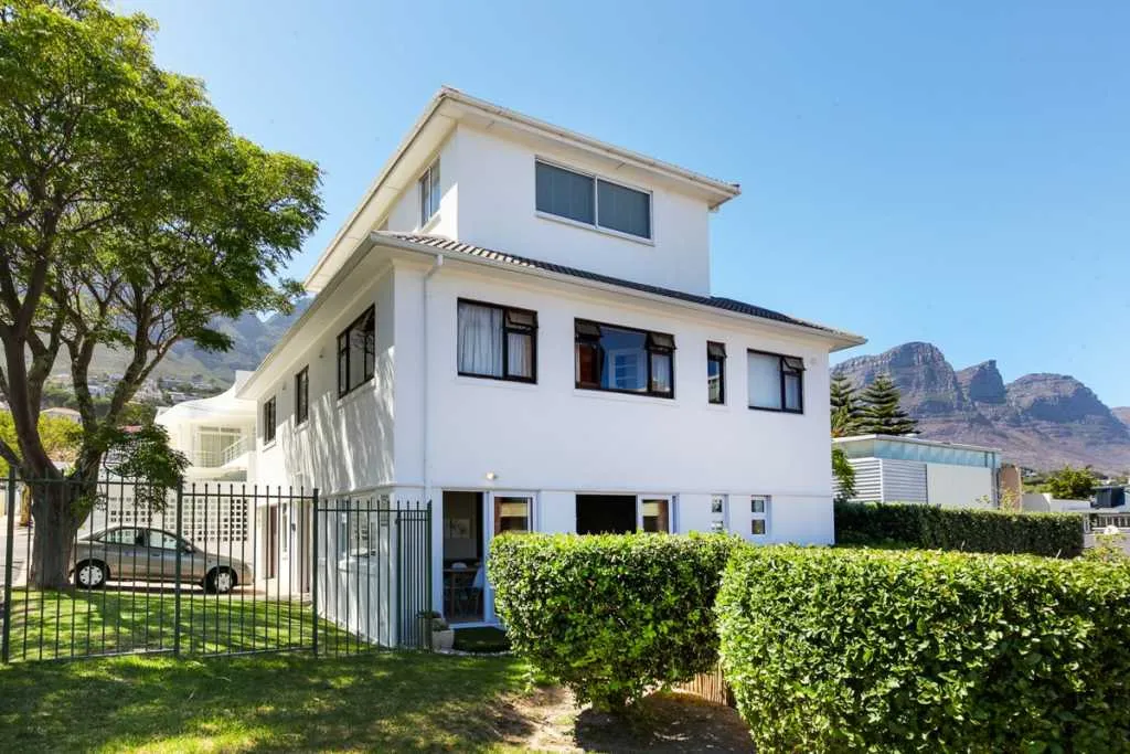 Silvertide, Camps Bay