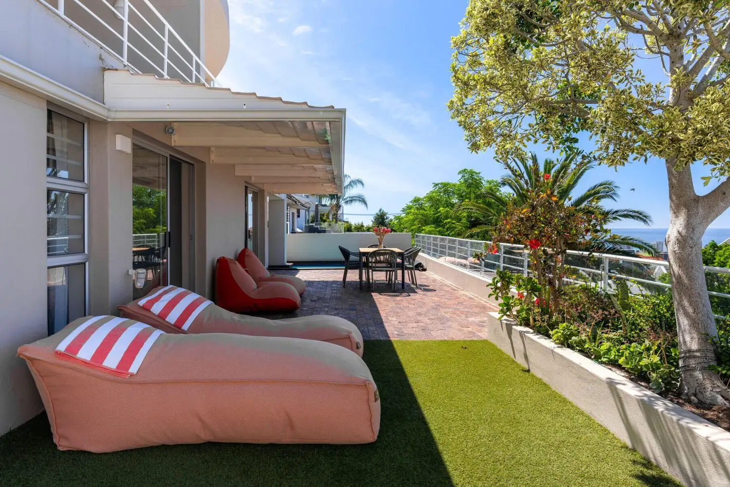 property_[object Object]_18