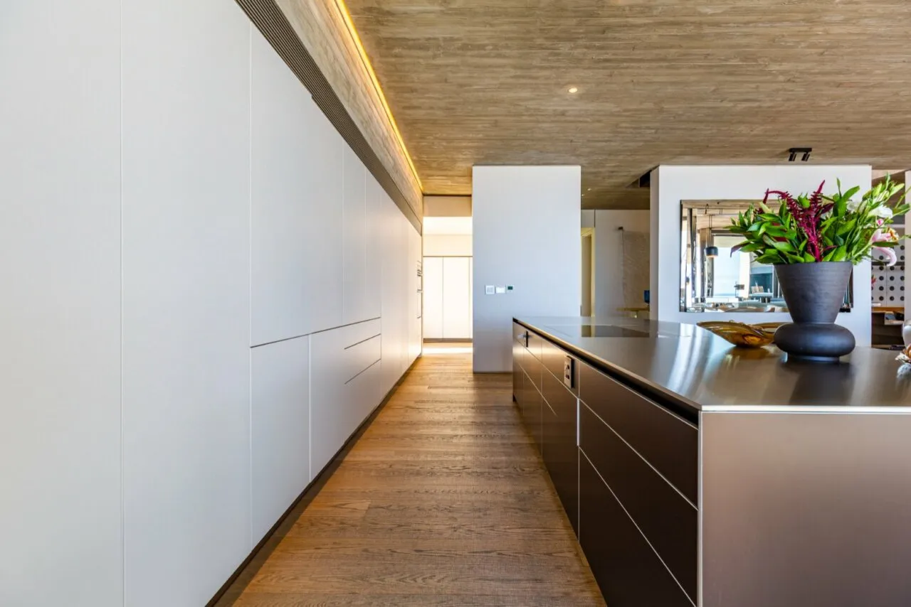 property_[object Object]_14