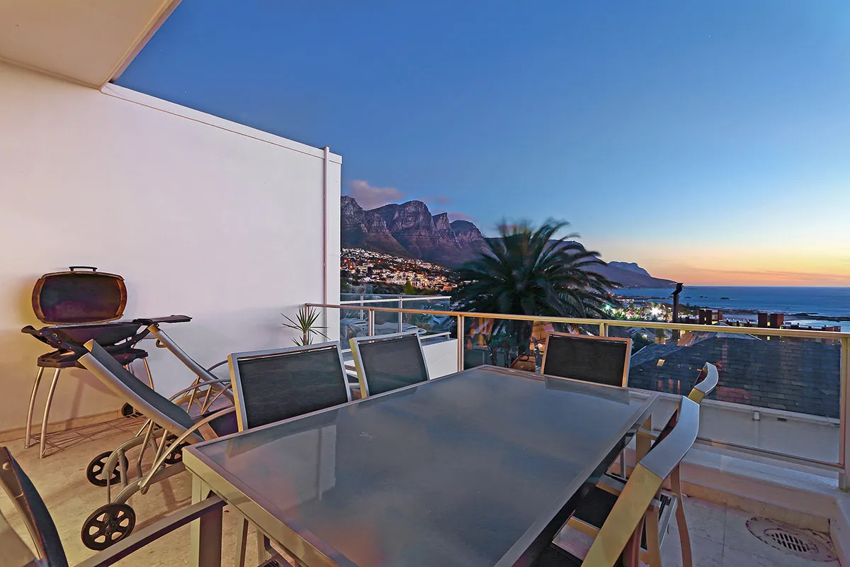 Summer Place, Camps Bay