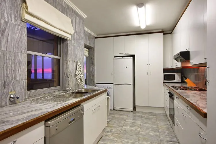 property_[object Object]_20