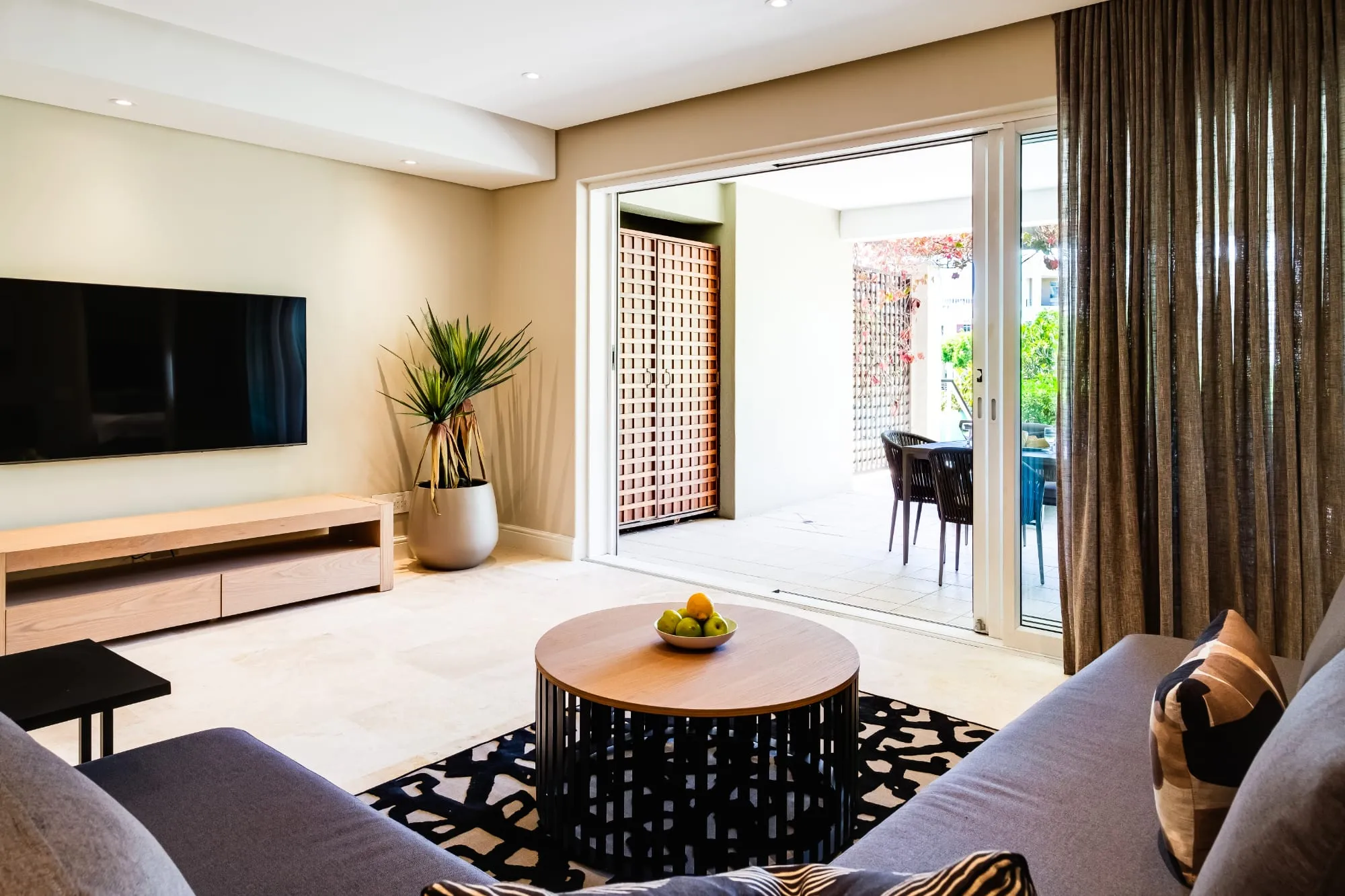 property_[object Object]_4