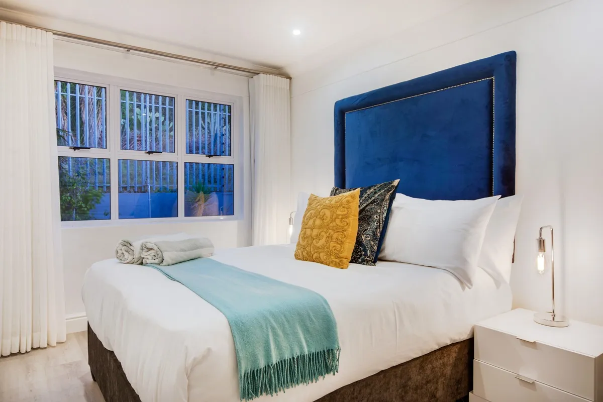 property_[object Object]_12