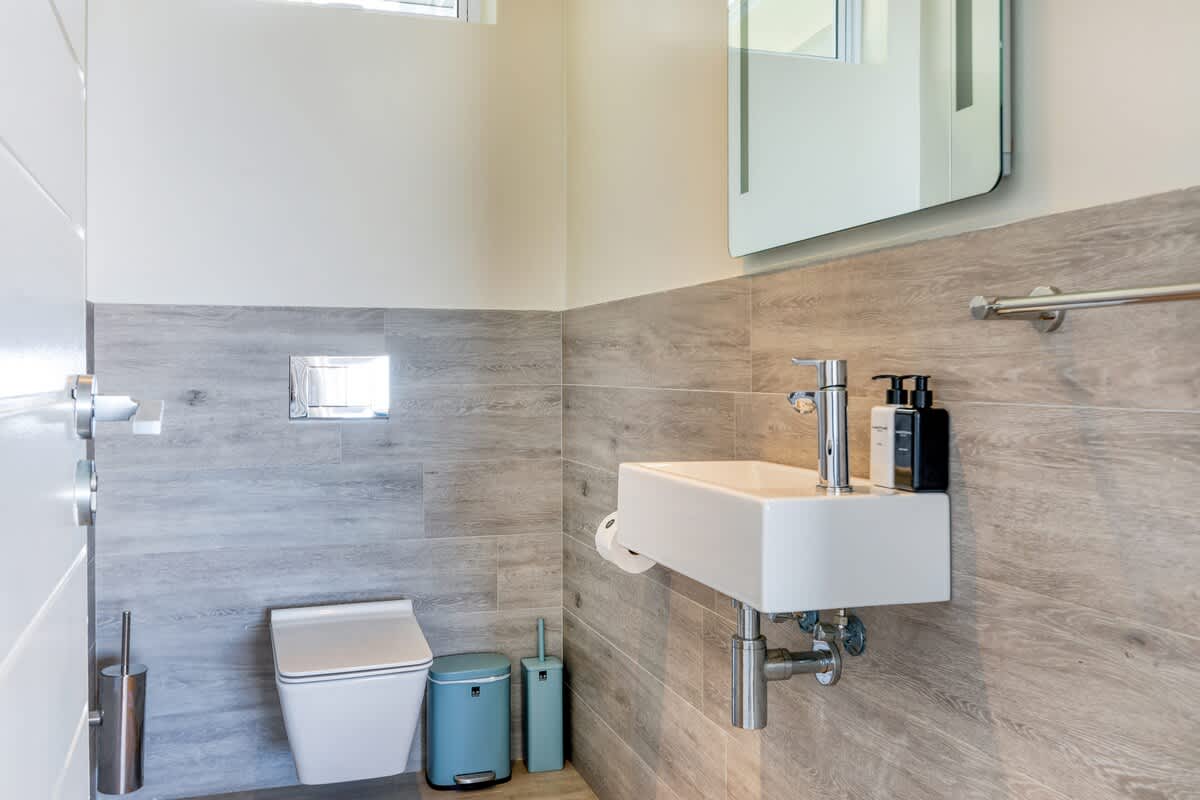 property_[object Object]_12