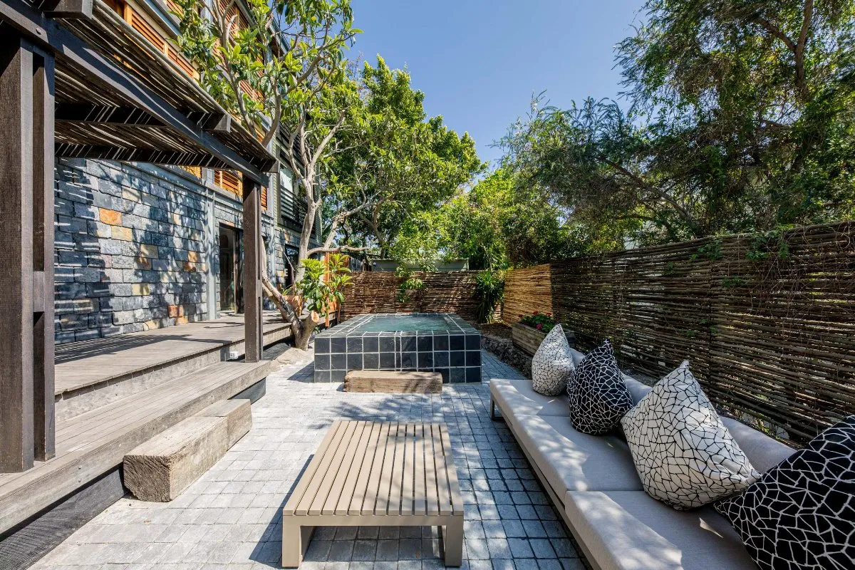 property_[object Object]_30