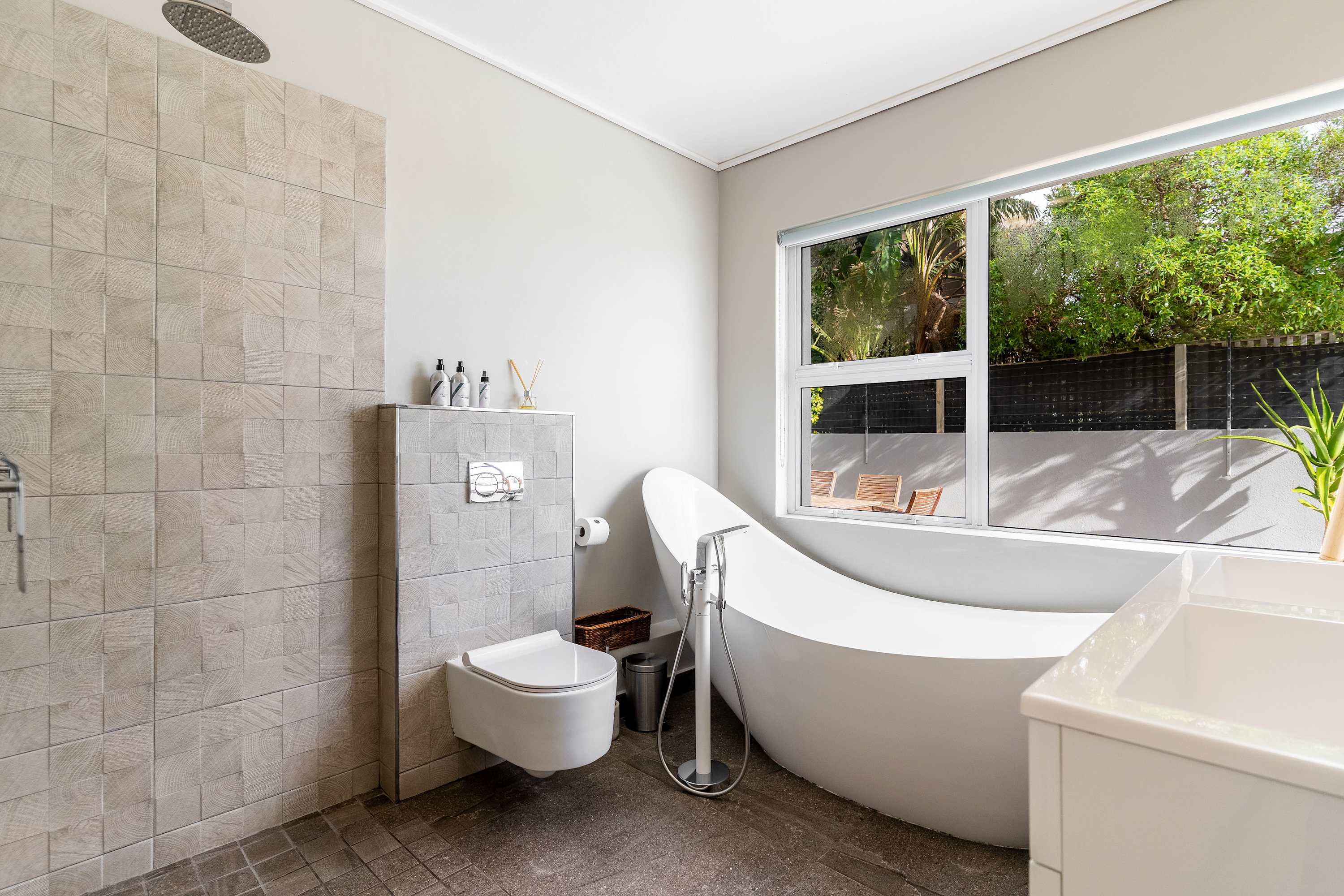 property_[object Object]_16