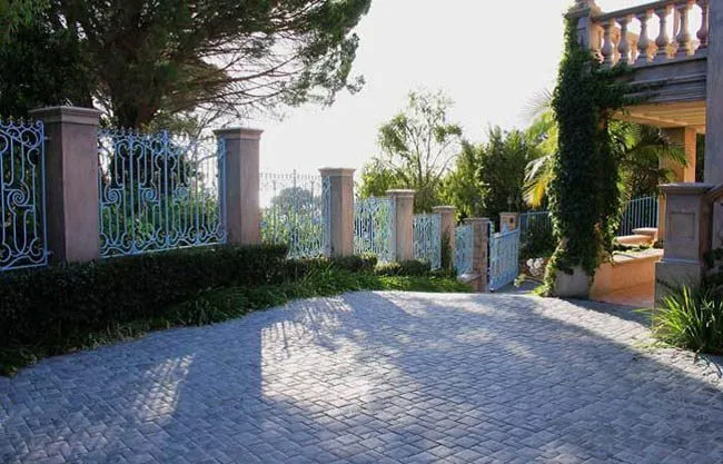 property_[object Object]_6