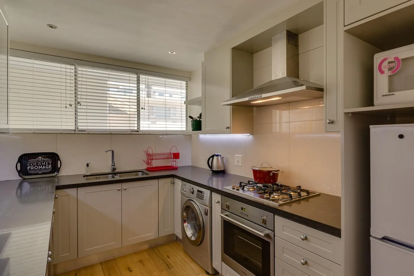 property_[object Object]_6