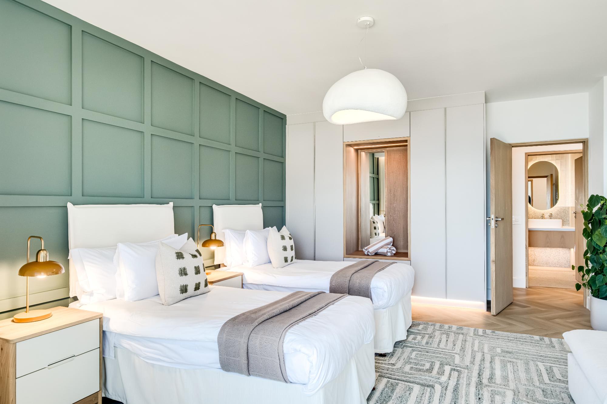 property_[object Object]_32