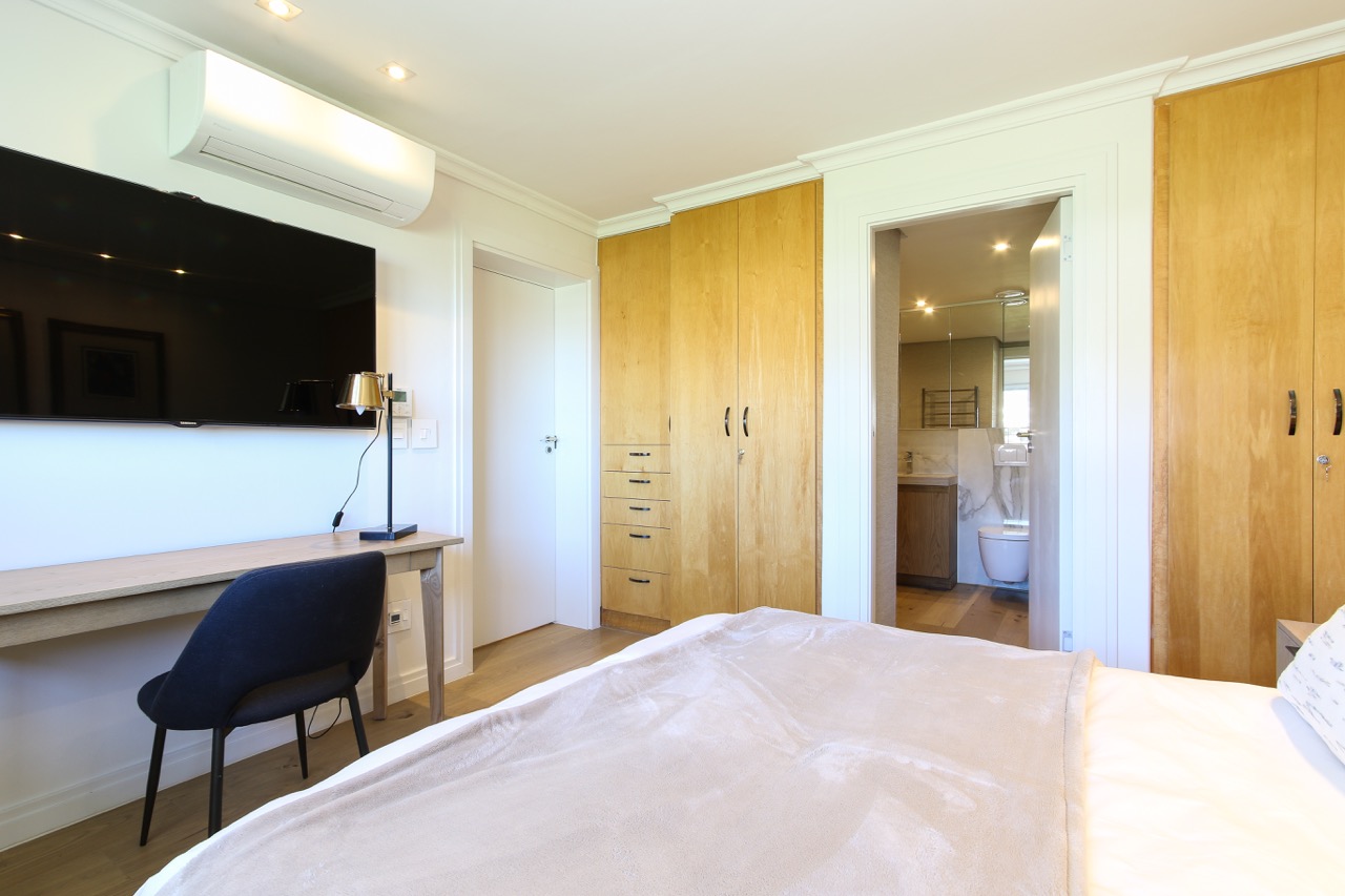 property_[object Object]_26