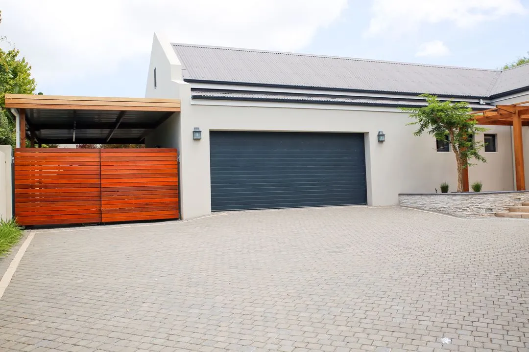 property_[object Object]_12