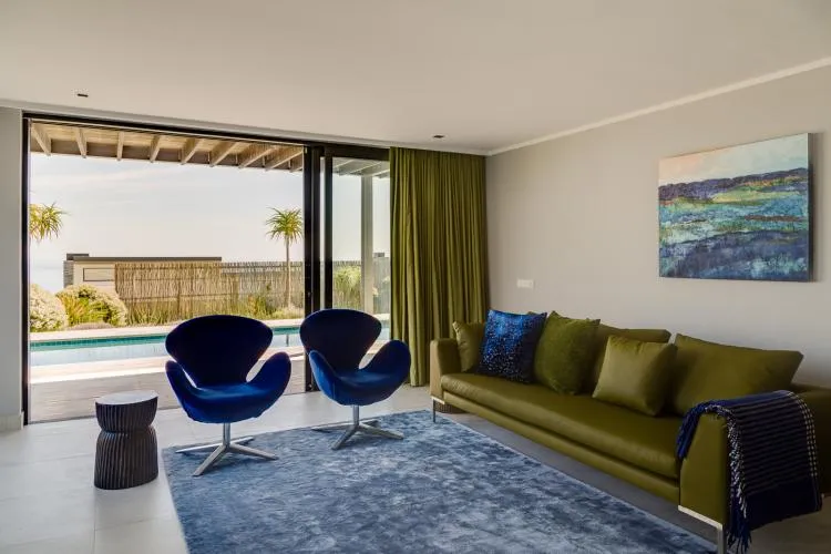 property_[object Object]_10