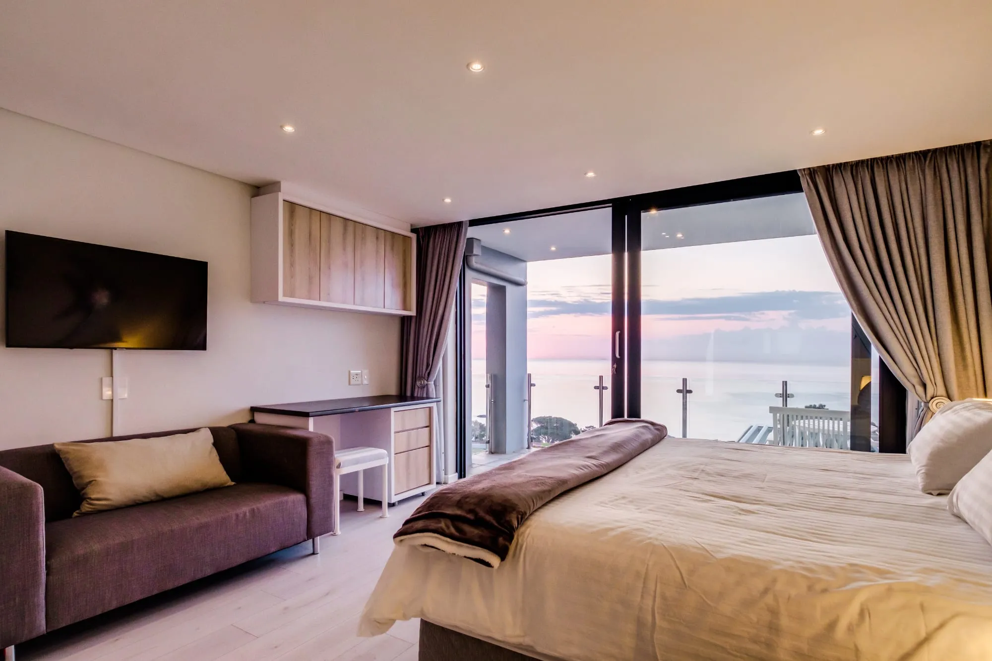 property_[object Object]_10