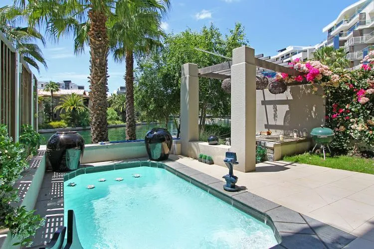 property_[object Object]_16