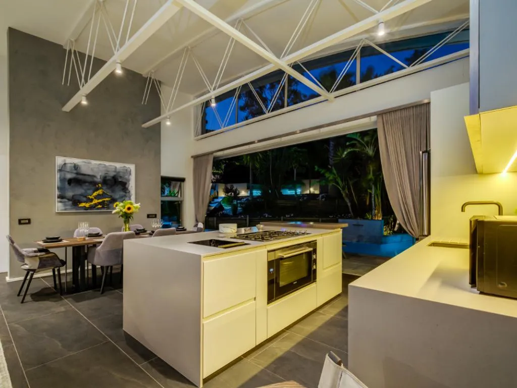 property_[object Object]_7