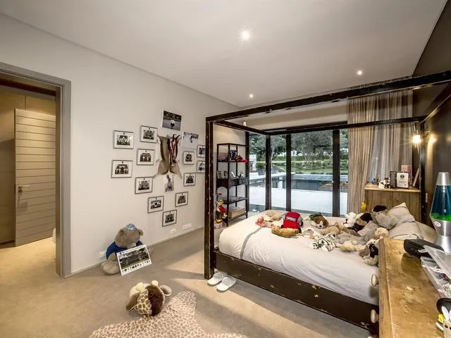 property_[object Object]_16