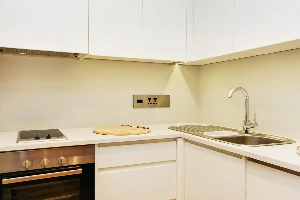 property_[object Object]_12
