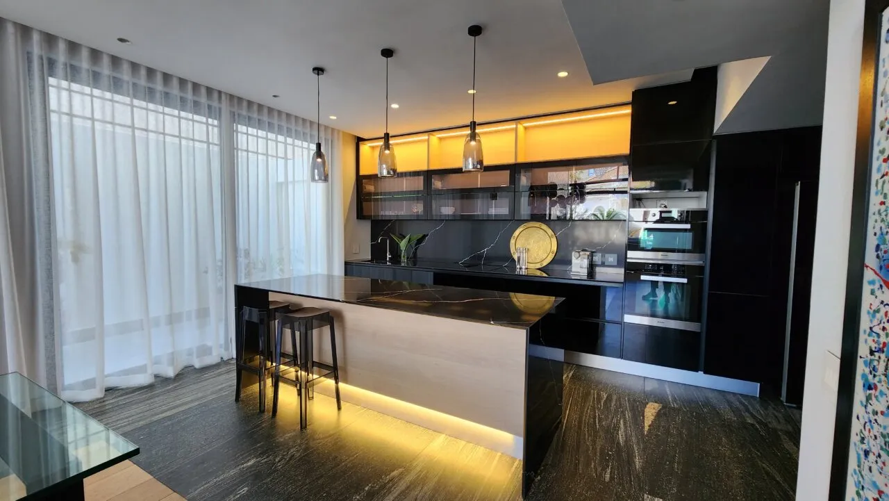 property_[object Object]_26