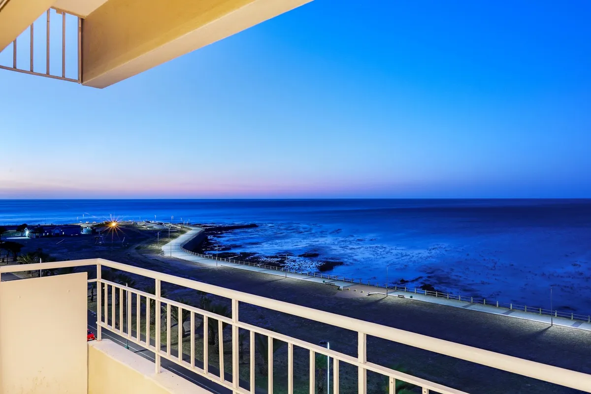 Atlantic Spray Apartment, Mouille Point