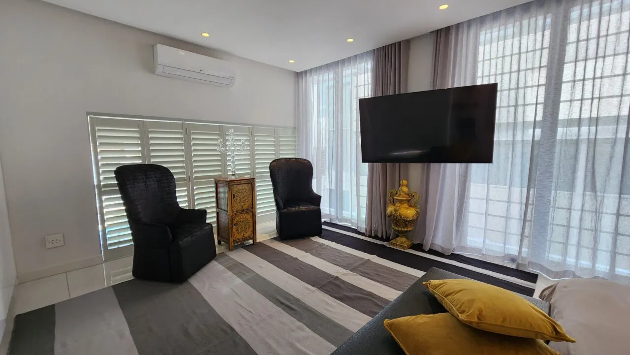 property_[object Object]_6