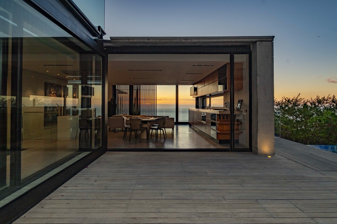 property_[object Object]_12