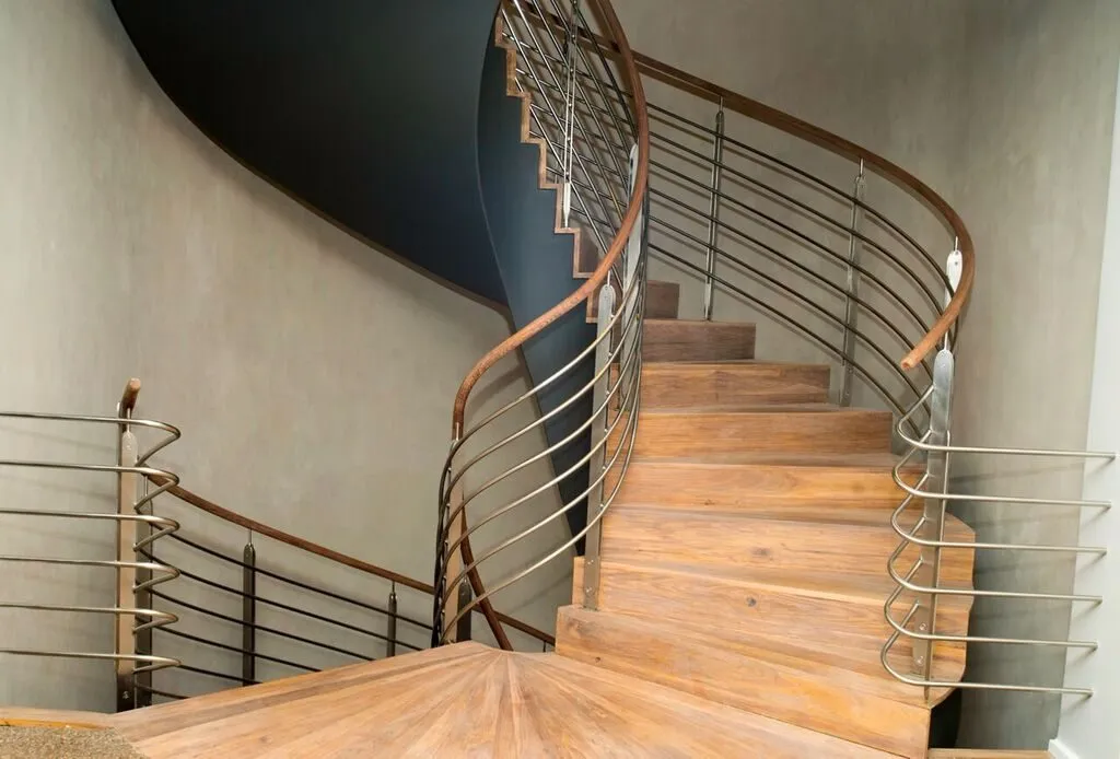 property_[object Object]_12