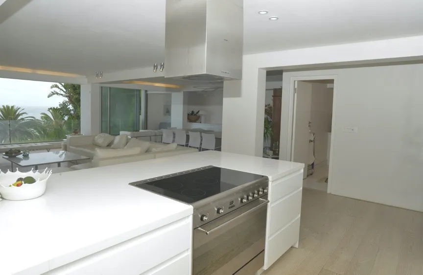 property_[object Object]_8