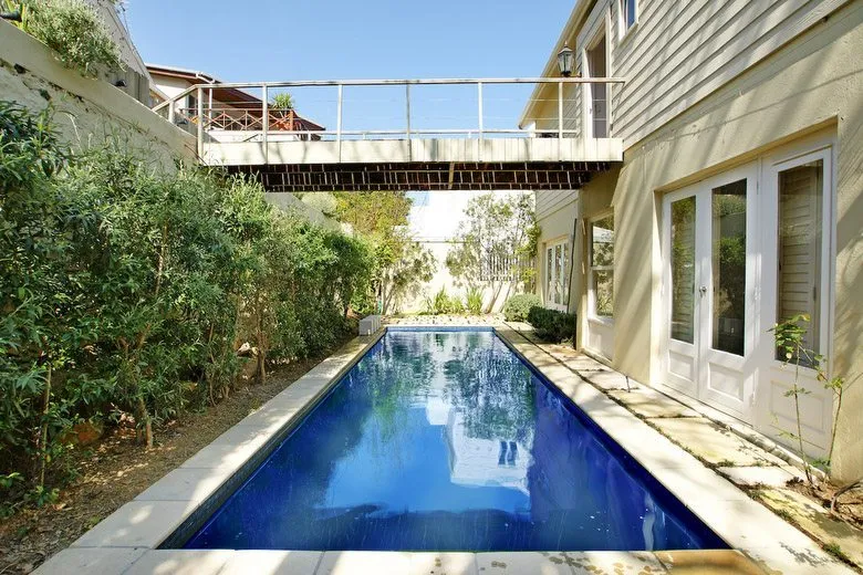 property_[object Object]_10