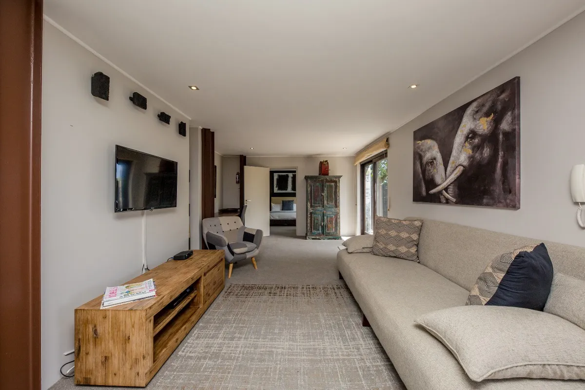 property_[object Object]_11