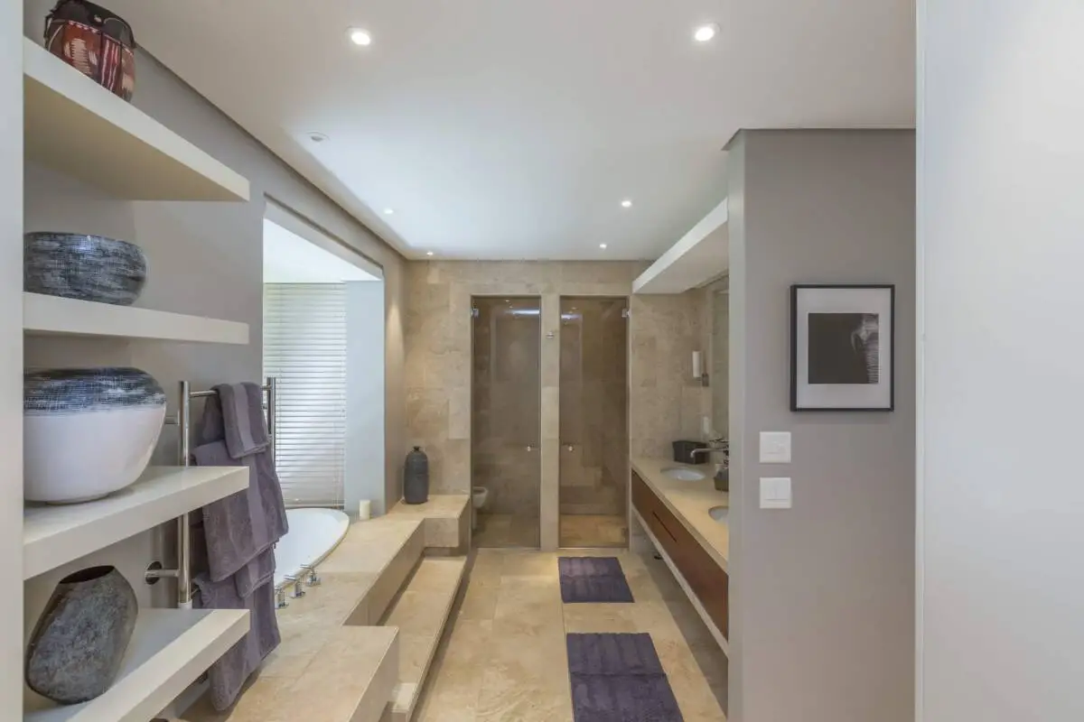 property_[object Object]_11