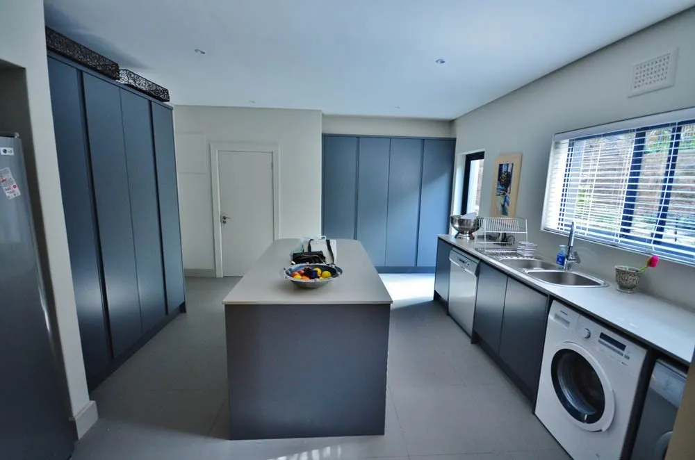 property_[object Object]_10