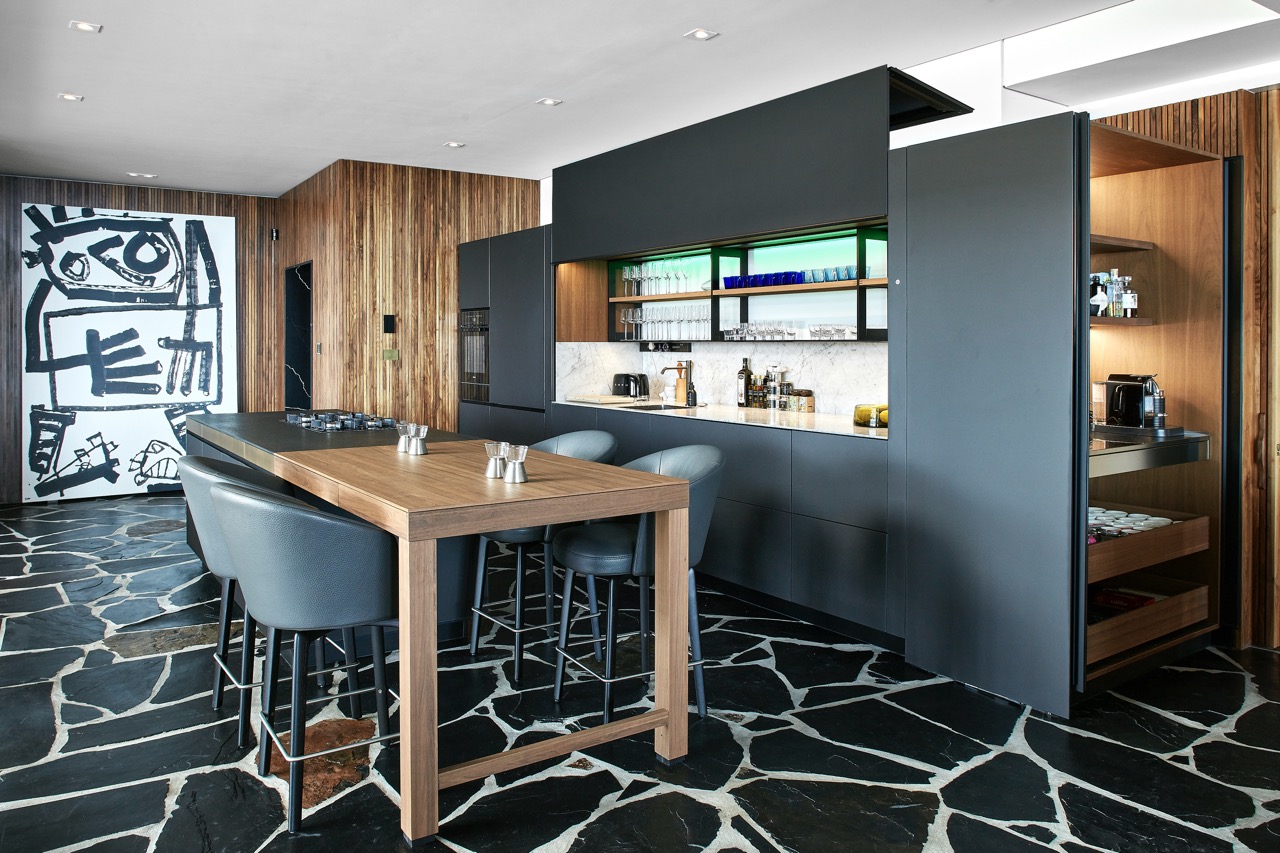 property_[object Object]_33