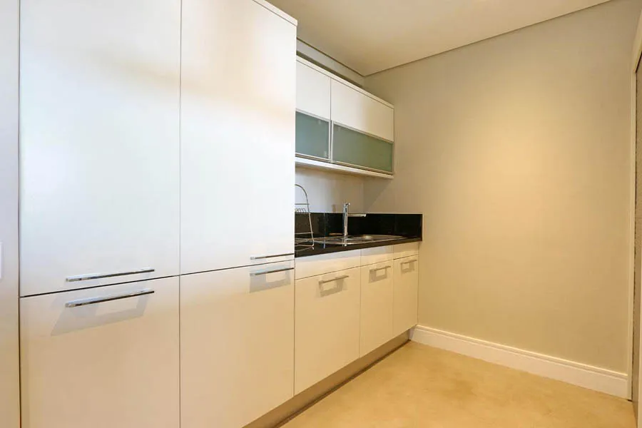 property_[object Object]_18